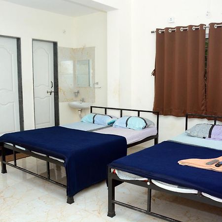 Shree Swami Samarth Resort Diveāgar Екстериор снимка